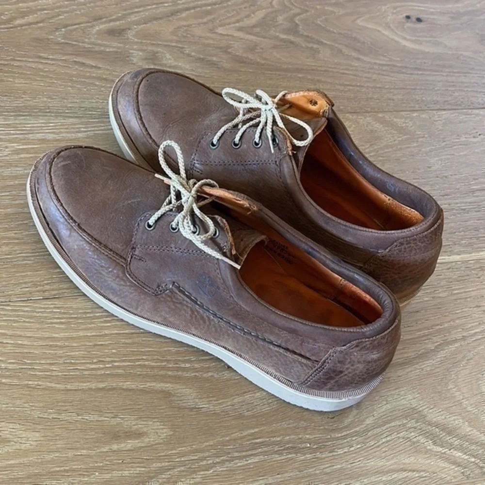 Brown vibram tan leather work boots/shoes